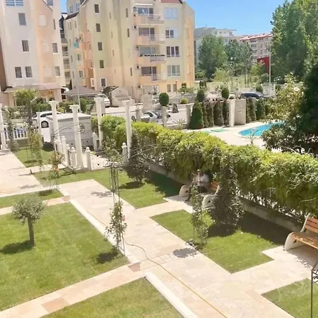 Apartment Luxury With Balcony